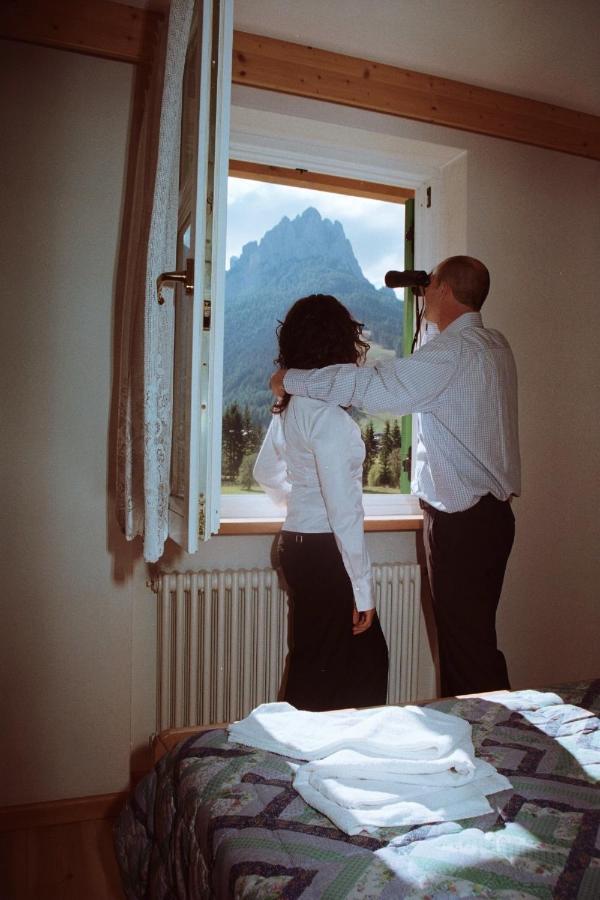 Residence Holiday Pozza di Fassa Exterior foto