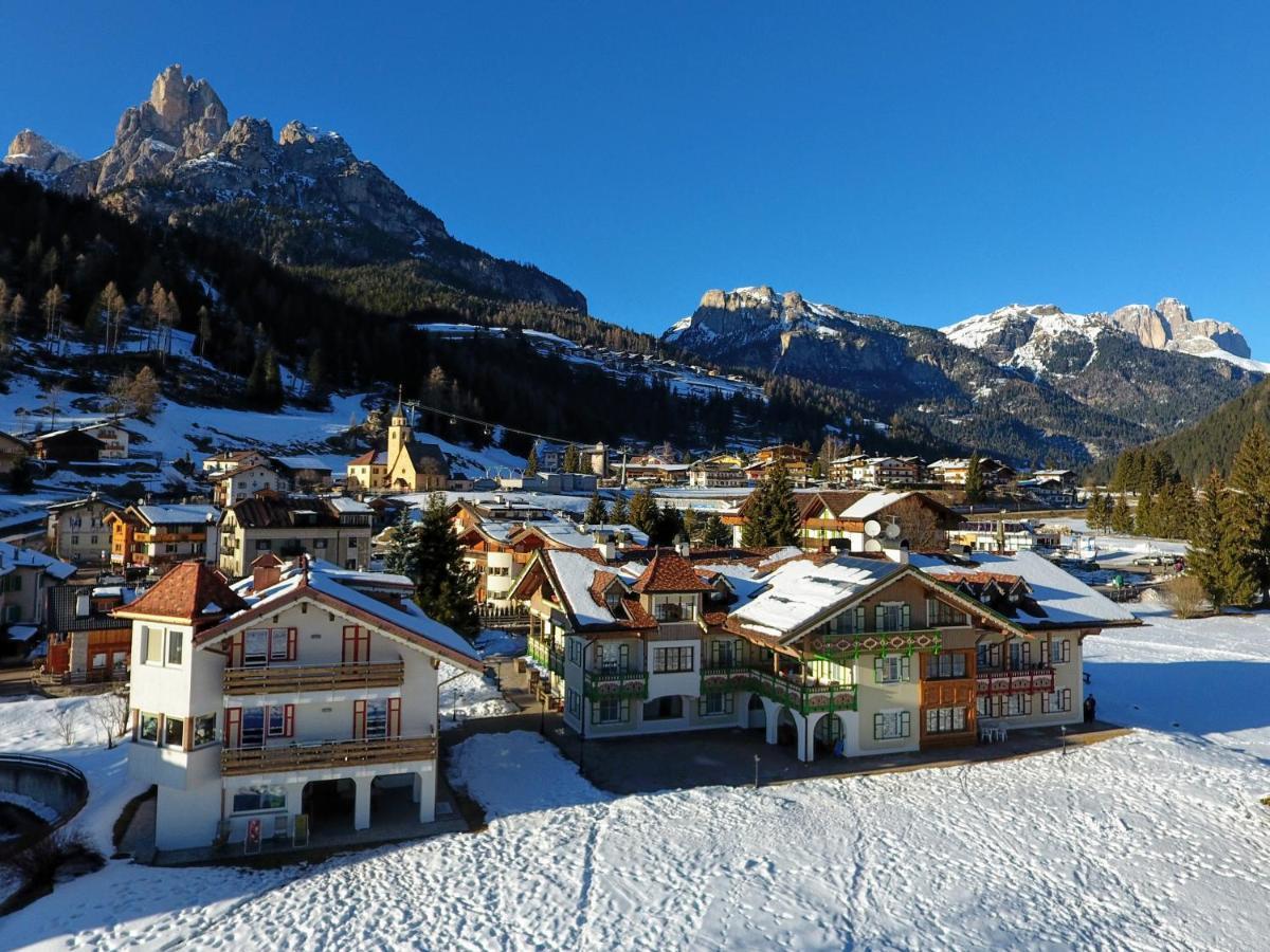 Residence Holiday Pozza di Fassa Exterior foto